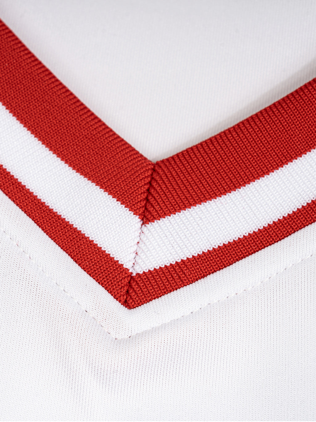 JOY ◡̈ | Collar Boxy T-Shirt